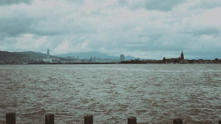 découvrez comment choisir la meilleure caméra de recul pour votre citroën c4 iii grâce à notre guide d'achat complet, avec conseils, critères de sélection et recommandations.